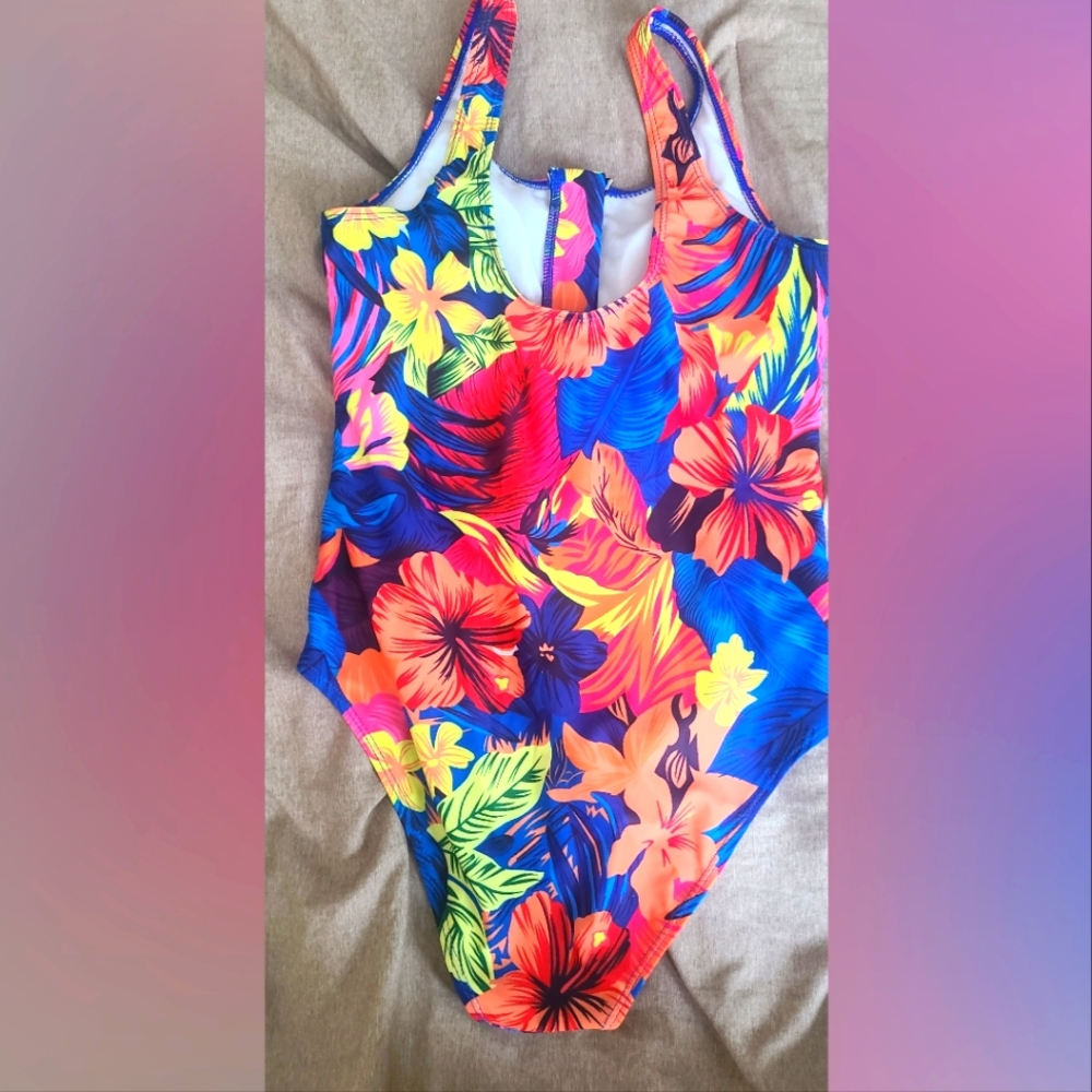 One piece swimsuit